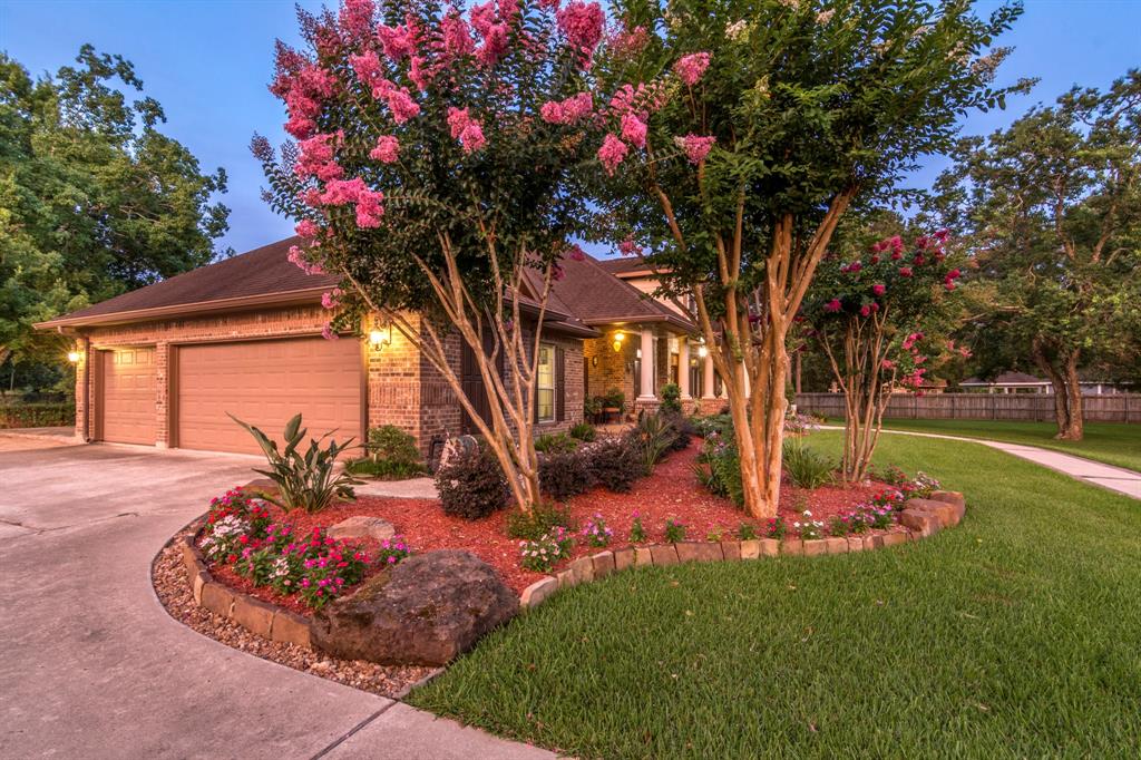 304 Camp Allen Road, Dickinson, TX 77539