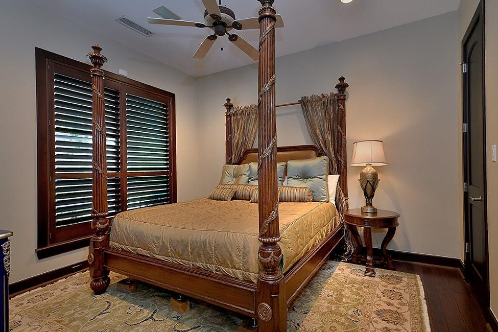 50 Palmer Woods Drive, The Woodlands, TX 77381