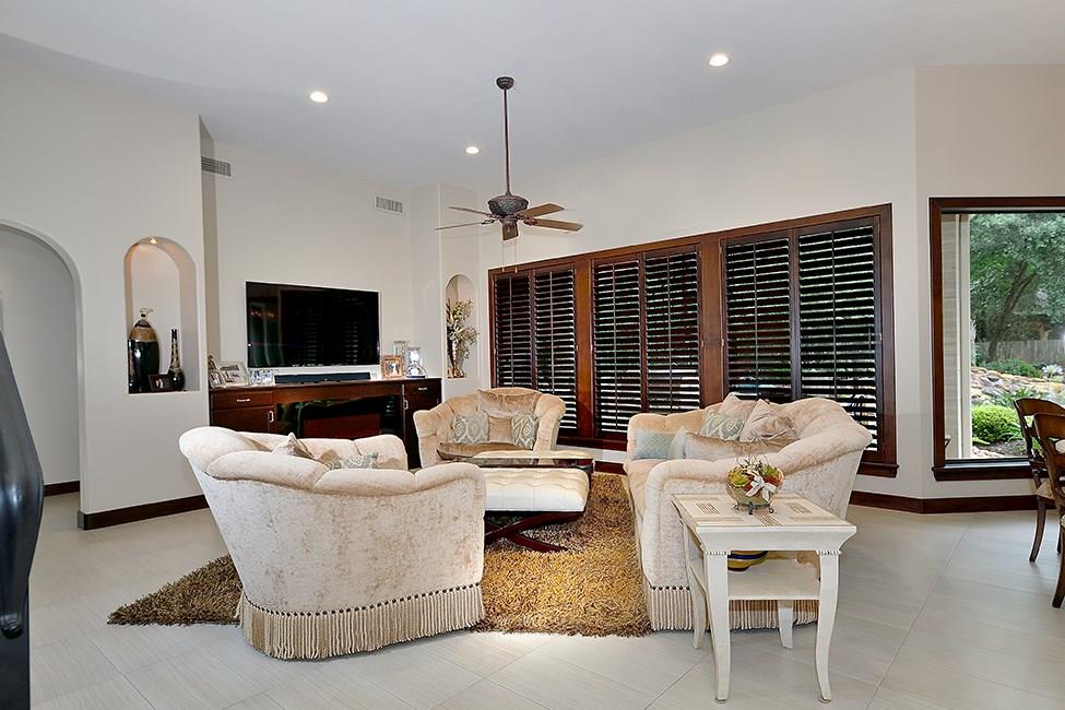 50 Palmer Woods Drive, The Woodlands, TX 77381