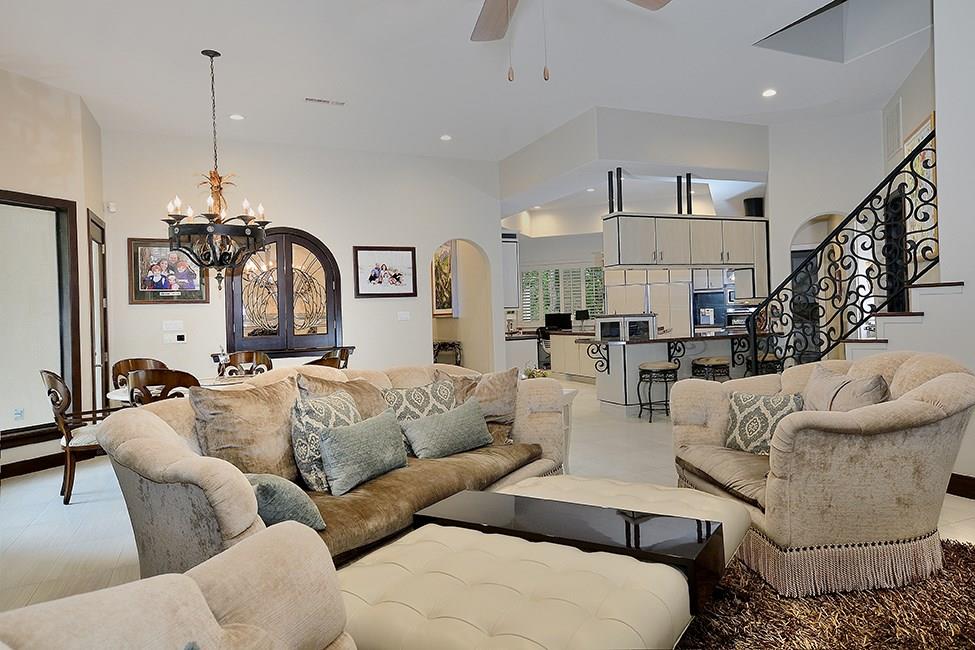 50 Palmer Woods Drive, The Woodlands, TX 77381