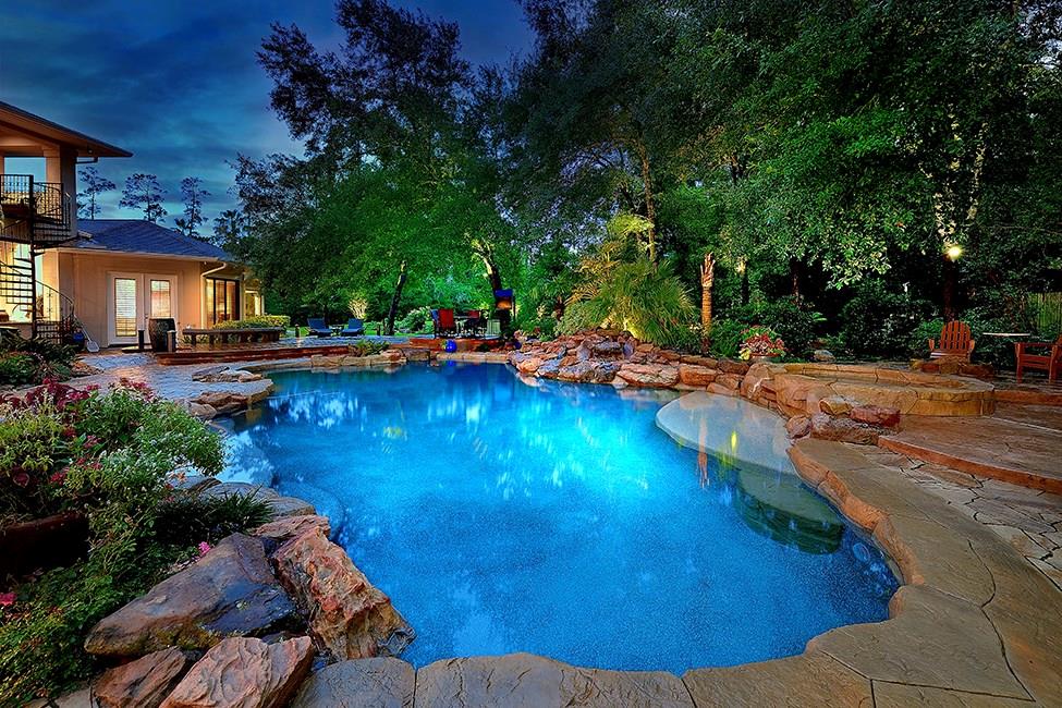 50 Palmer Woods Drive, The Woodlands, TX 77381