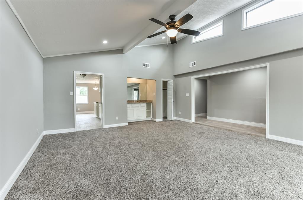 3730 Heatherbloom Drive, Houston, TX 77045