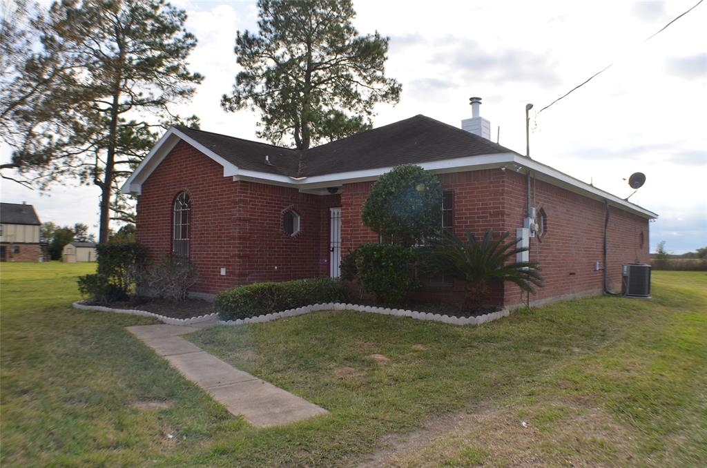 1810 Darst Road, Beasley, TX 77417