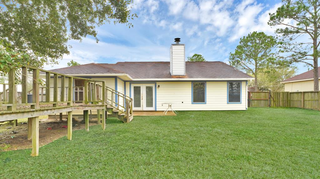 2216 Shirley Lane, La Porte, TX 77571