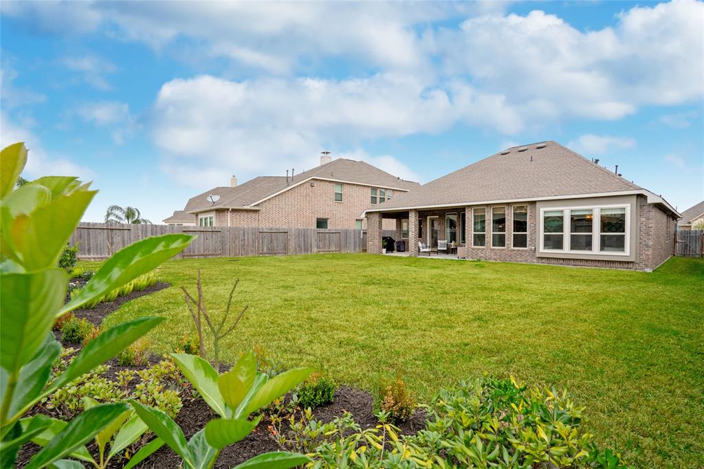 1426 Talco Garden Court, League City, TX 77573