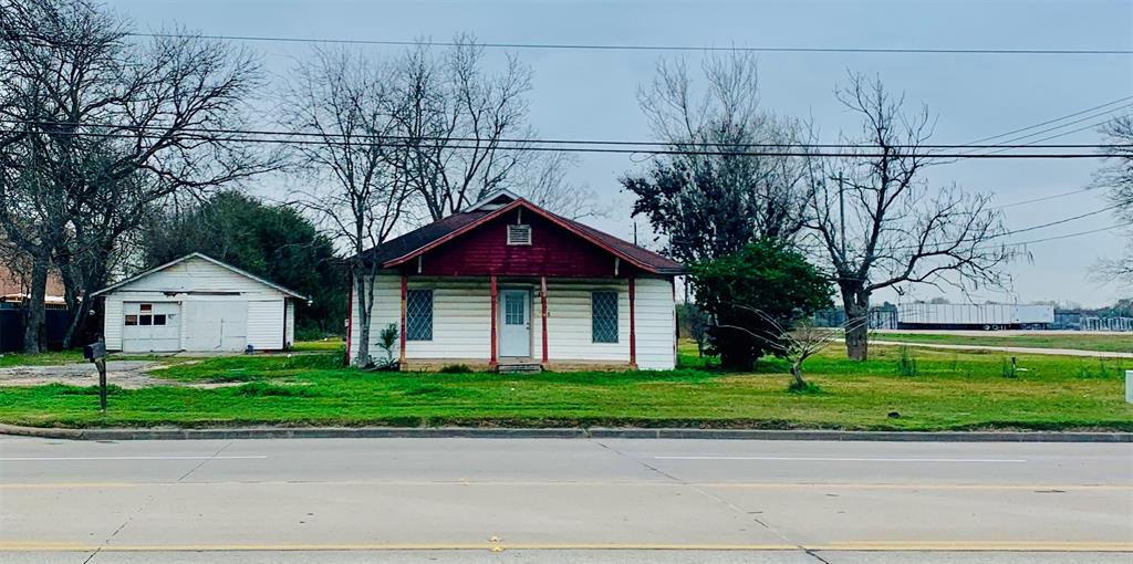 1505 Genoa Red Bluff Road, Pasadena TX 77504