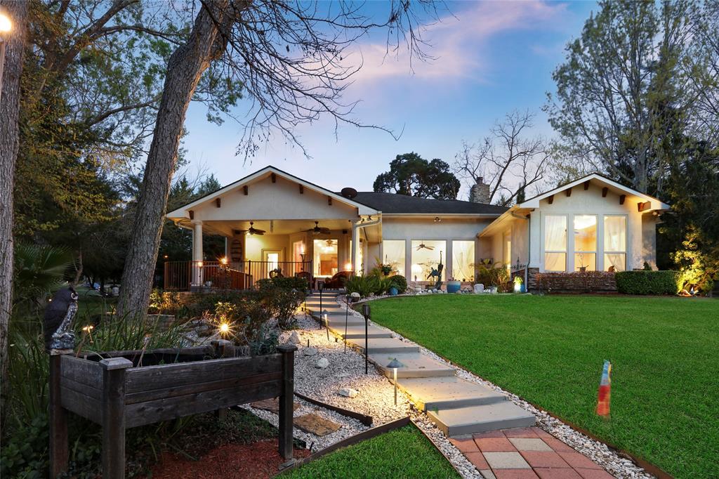 17822 N Blue Heron Circle, Montgomery, TX 77316