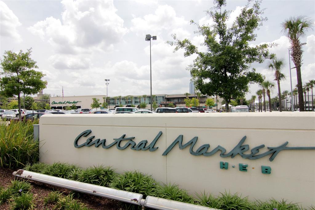 4002 Meadow Lake, Houston, TX 77027