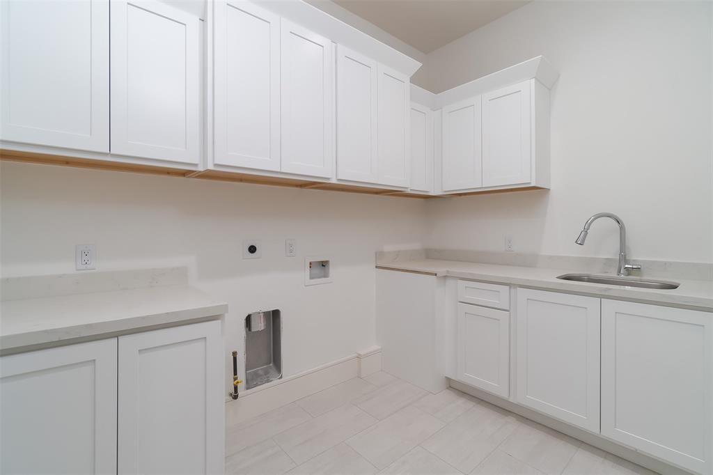 535 Kickerillo Drive, Houston TX 77079