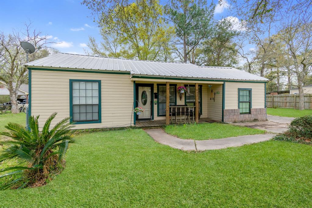 607 Booker Street, Diboll, TX 75941