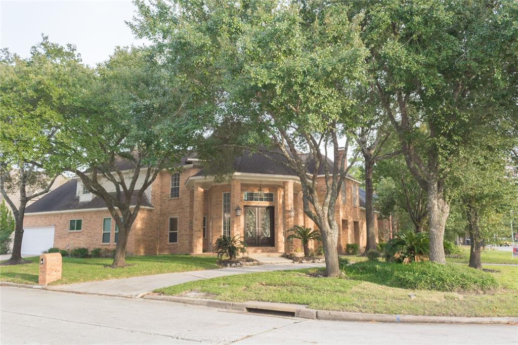 3323 Ivy Falls Drive, Houston, TX 77068