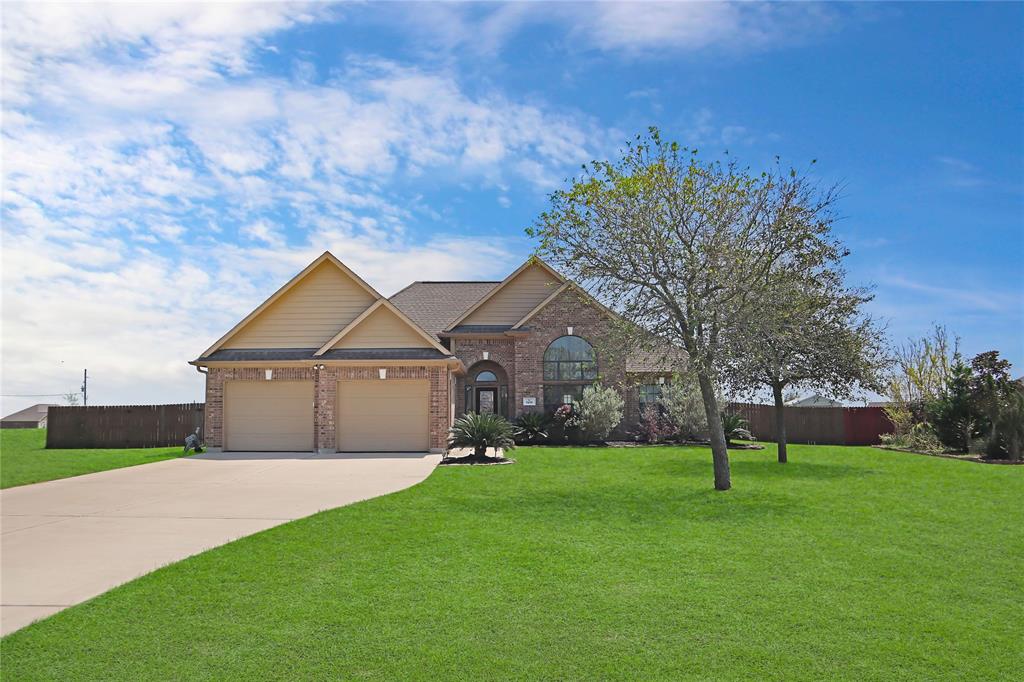 5438 Colony Drive, Sealy, TX 77474