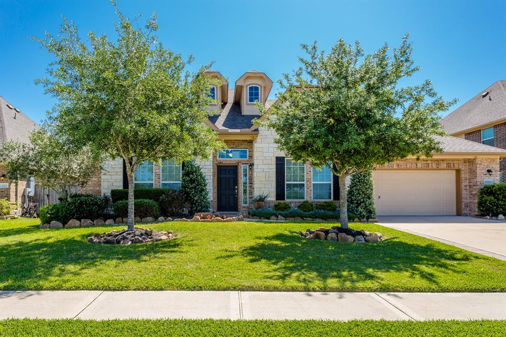Houses in Magnolia Creek League City TX Luxury Homes & Real Estate
