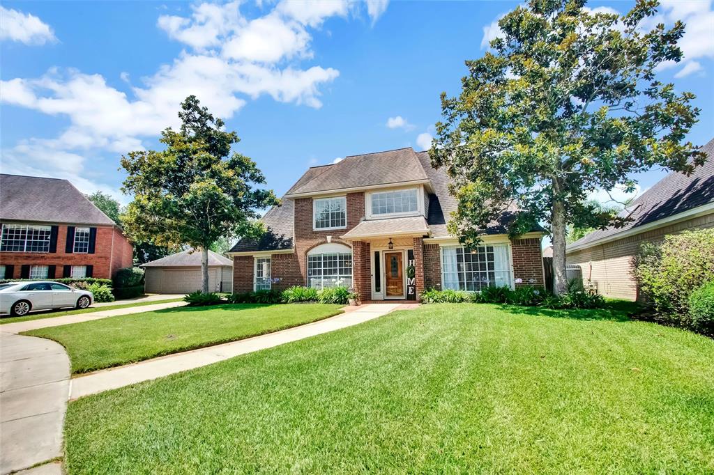 2305 Prestwick Drive, League City, TX 77573