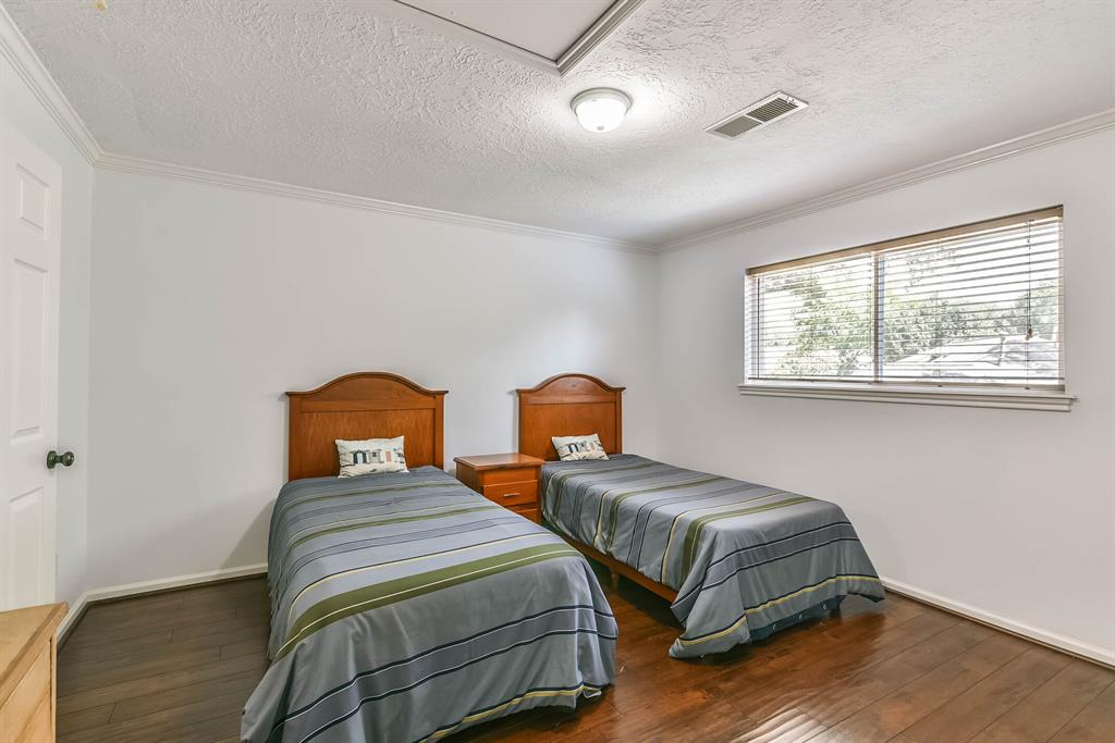 11302 Burgoyne Drive, Houston, TX 77077