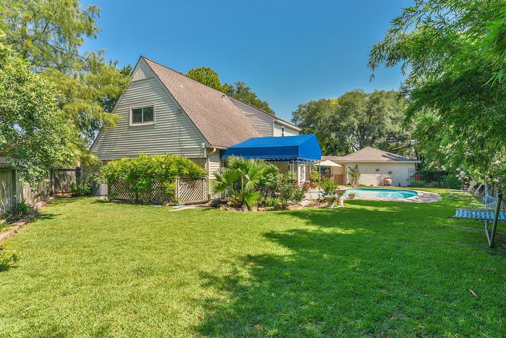 11302 Burgoyne Drive, Houston, TX 77077