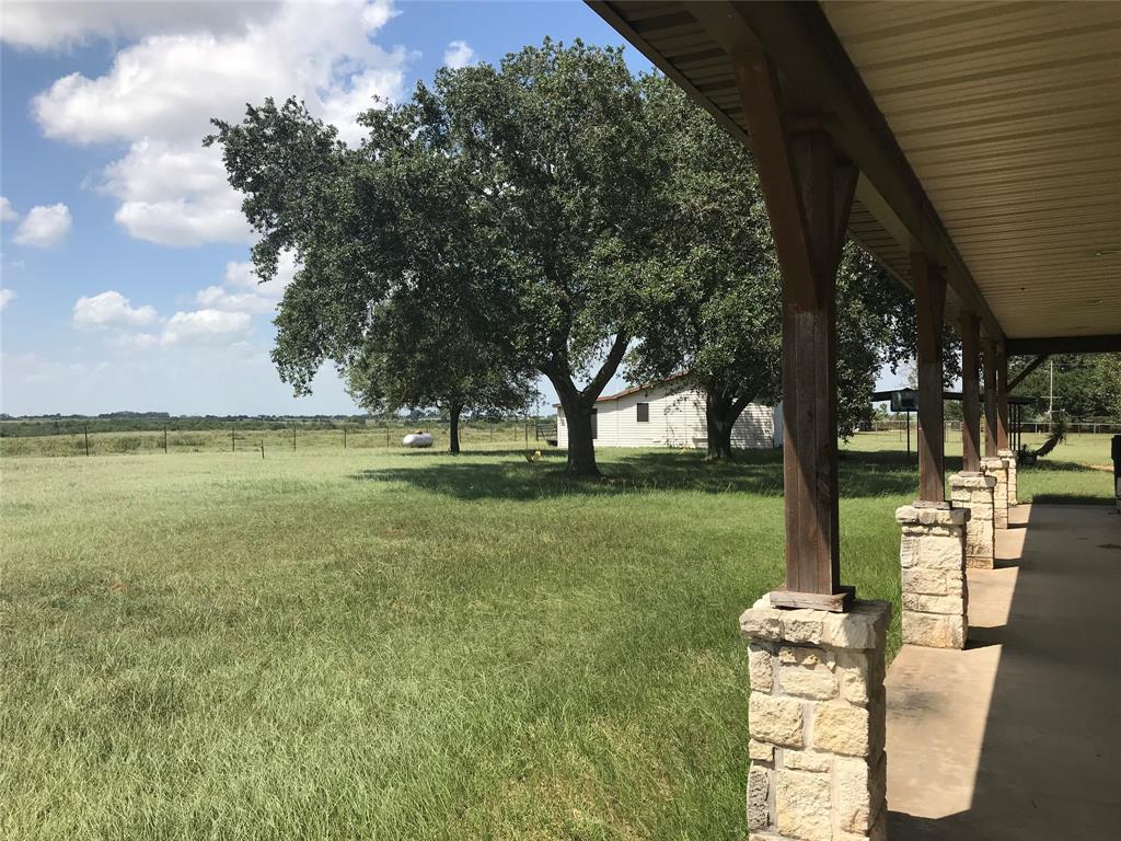 1014 Fm 2187 Road, Sealy, TX 77474