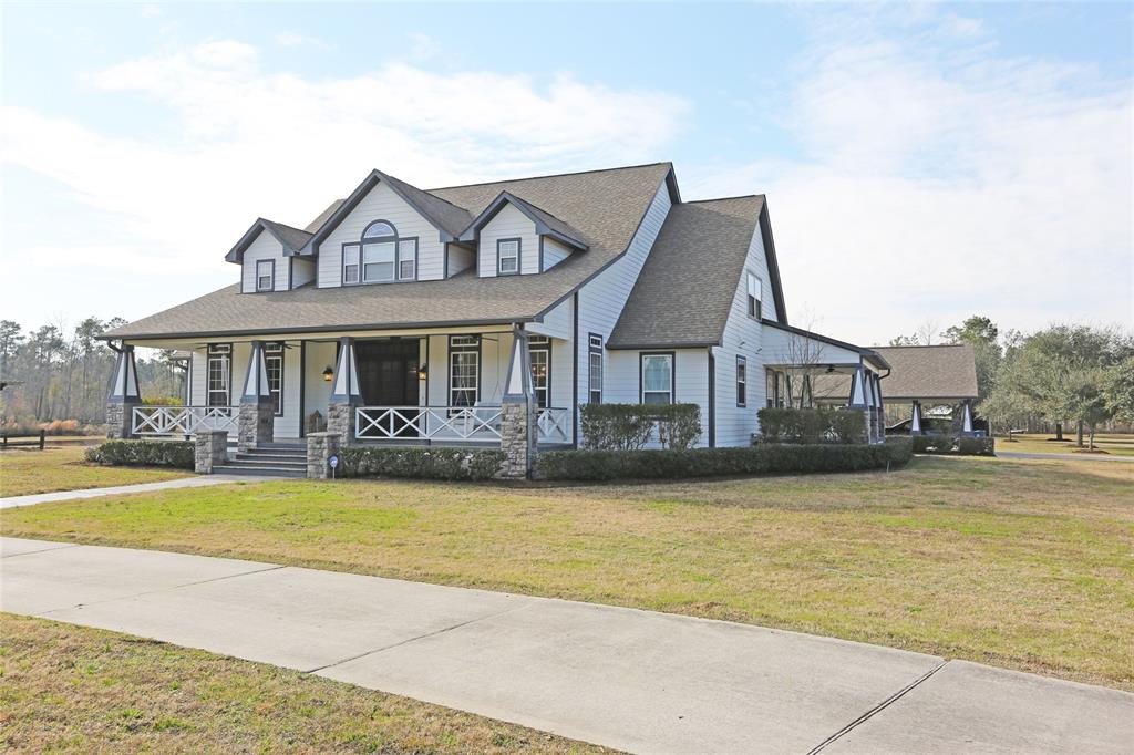 10149 Post Oak Drive, Conroe, TX 77385