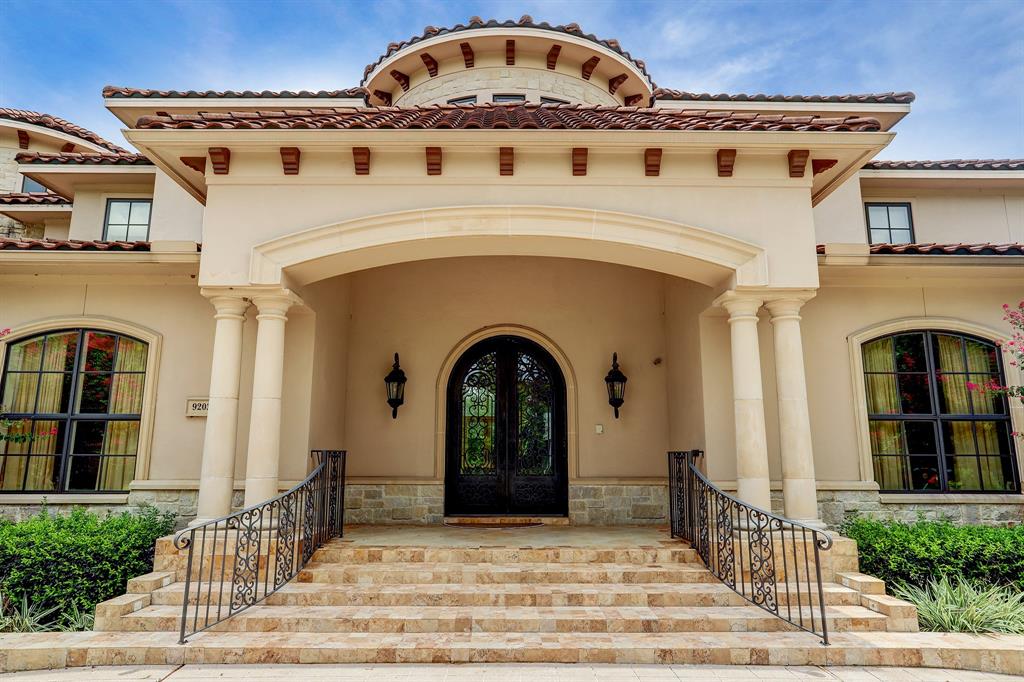 9203 Cliffwood Drive, Houston, TX 77096