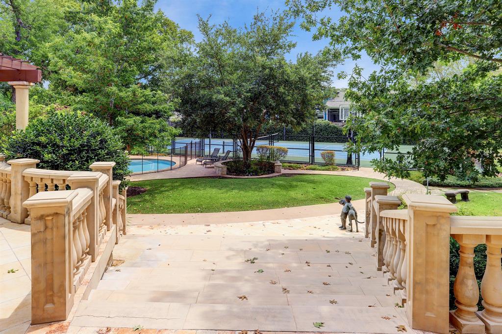 9203 Cliffwood Drive, Houston, TX 77096