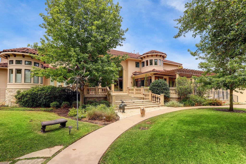 9203 Cliffwood Drive, Houston, TX 77096