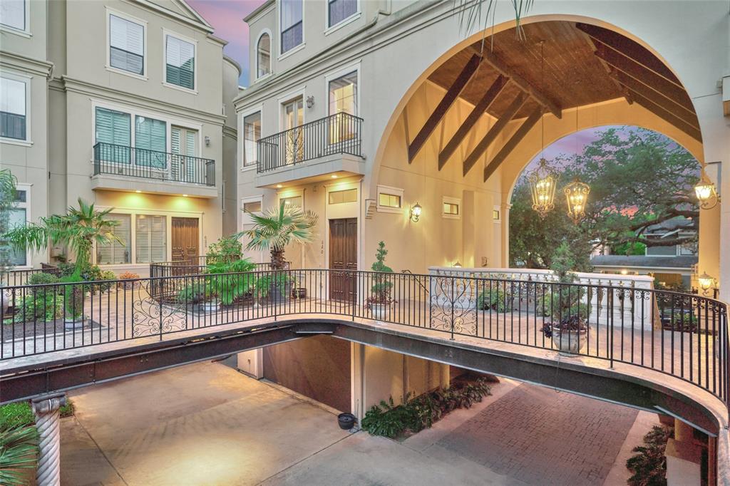 620 HAROLD Street, Houston, TX 77006