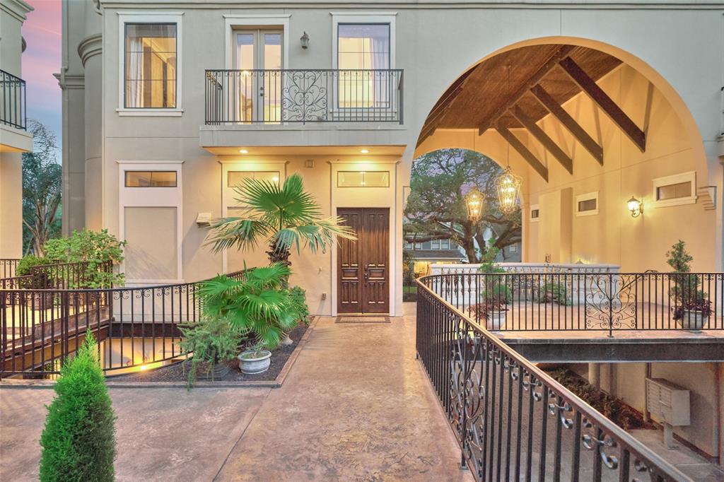 620 HAROLD Street, Houston, TX 77006