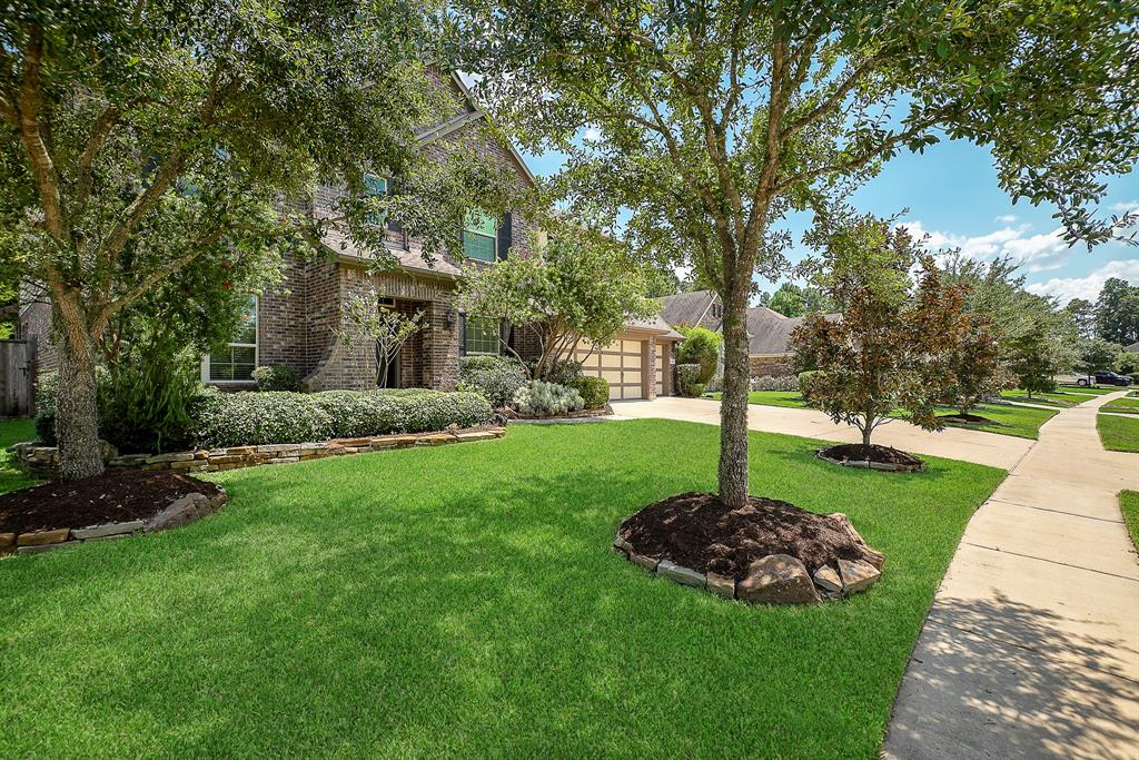 31334 Whispering Oaks Lane, Spring, TX 77386
