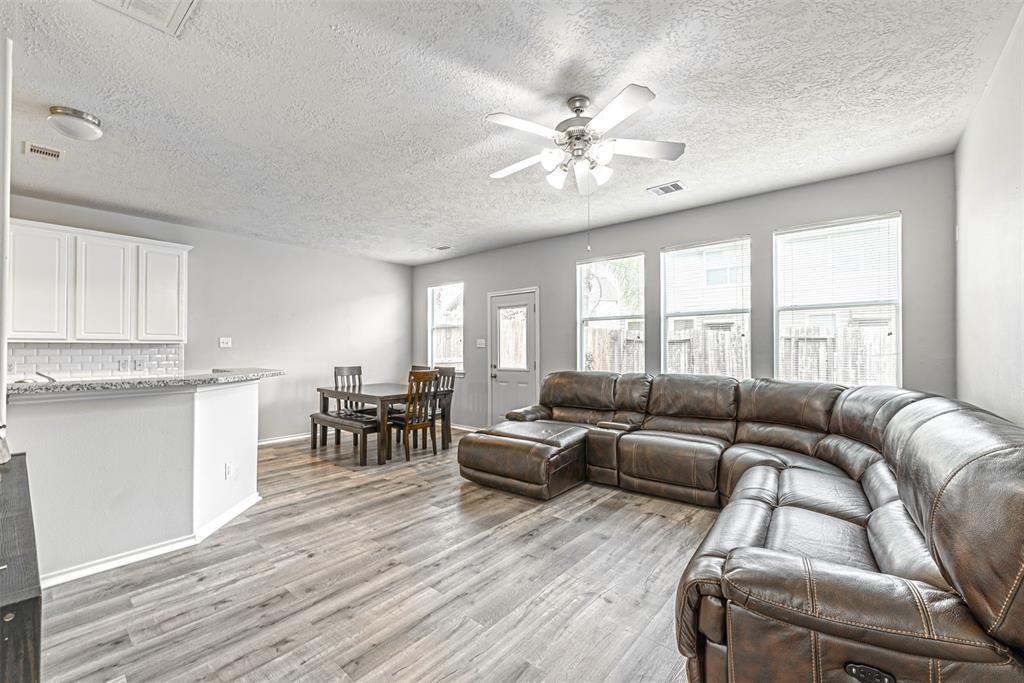 6223 Stoney Creek Drive, Pasadena, TX 77503