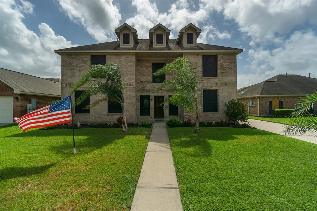 1067 Gladstone Drive, League City, TX 77573