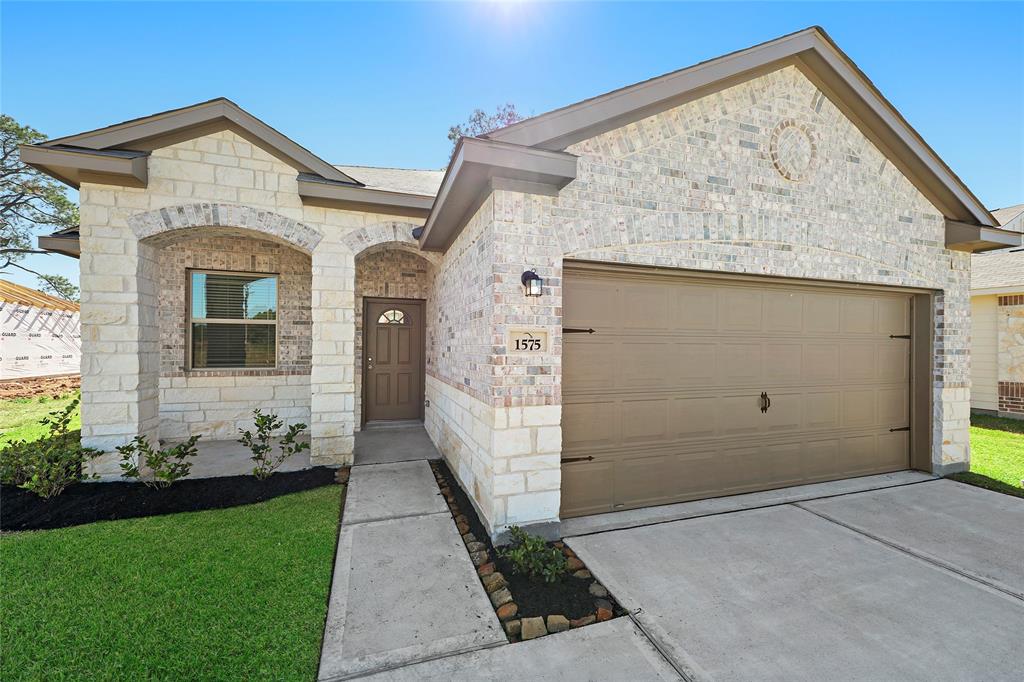 1575 Alice Lane, Beaumont, TX 77705