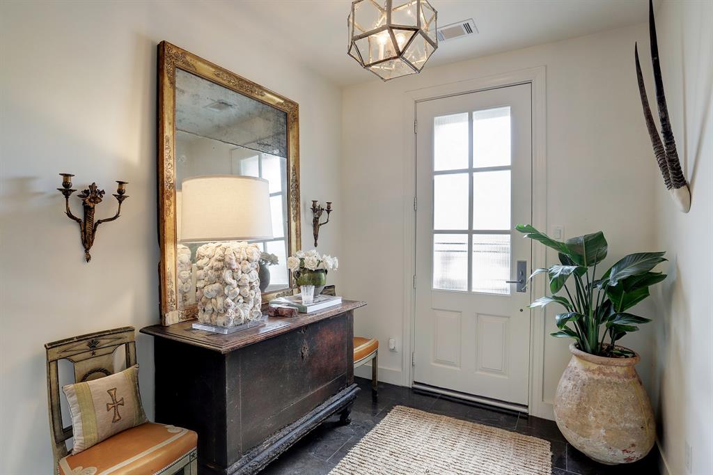 3779 Bellaire Boulevard, Southside Place, TX 77025