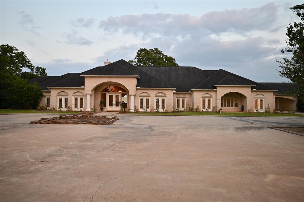 4002 RIVER FOREST Drive, Richmond, TX 77406