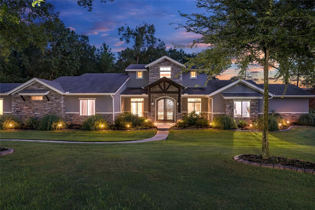 Domingo Palomino 24029 Pecan Cove W, Montgomery, TX 77356