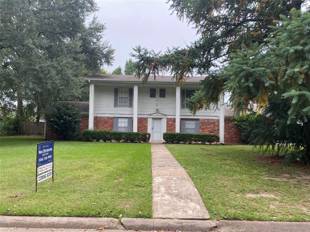 2104 Edgewood Street, Liberty, TX 77575