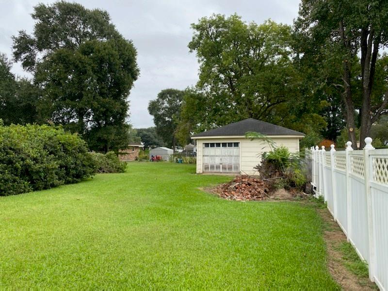 2104 Edgewood Street, Liberty, TX 77575