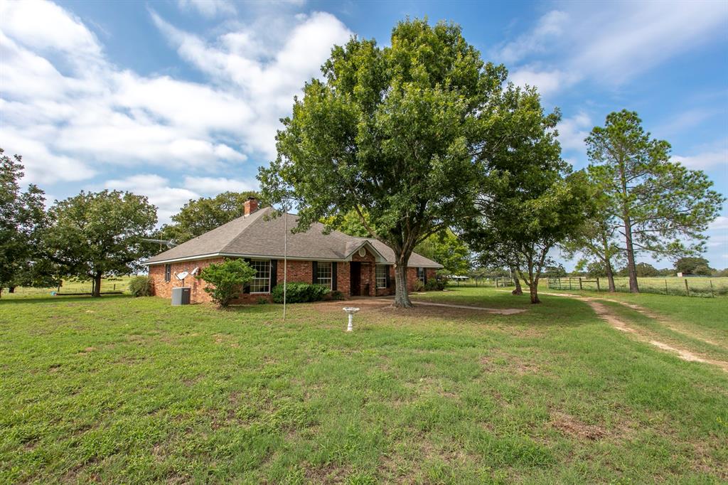 1085 County Road 380, Milano, TX 76556