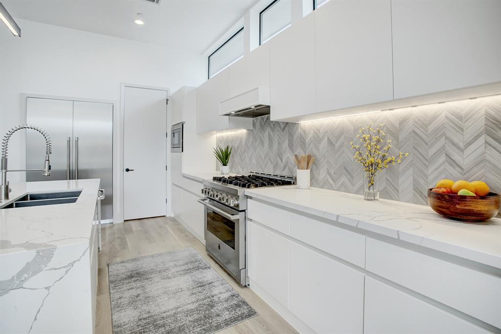 5402 Feagan Street, Houston, TX 77007