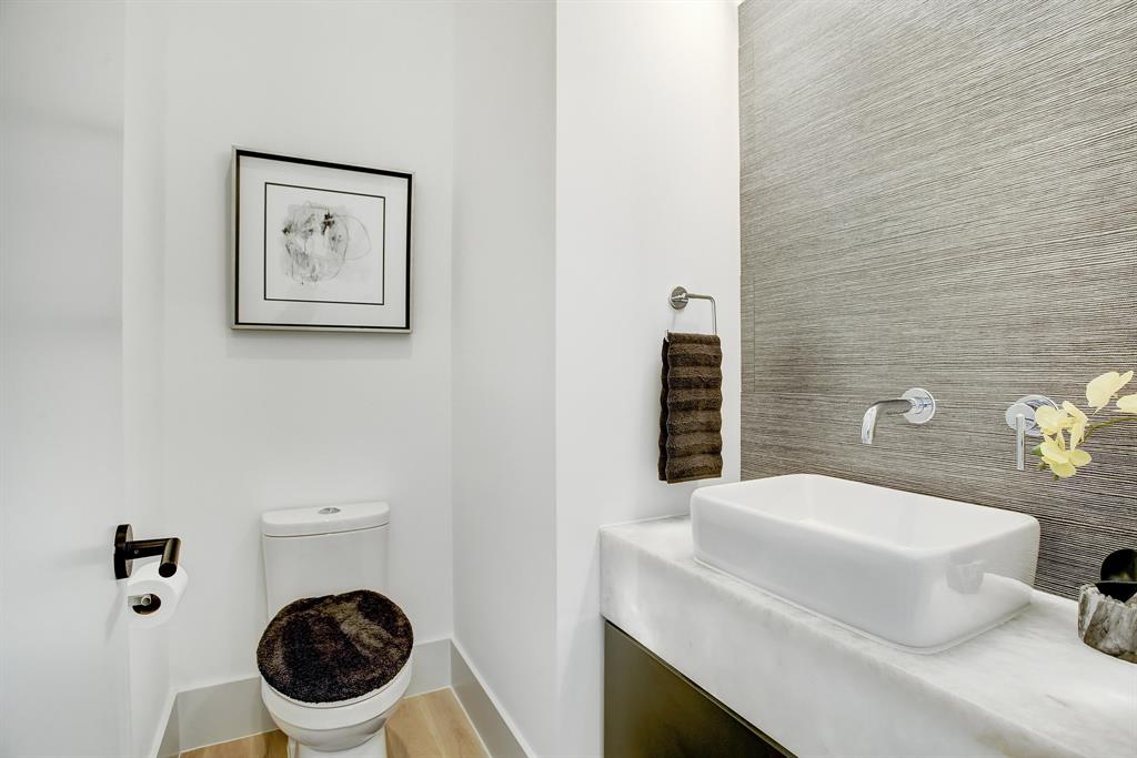 5402 Feagan Street, Houston, TX 77007