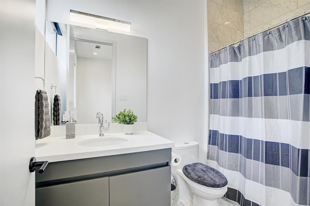 5402 Feagan Street, Houston, TX 77007