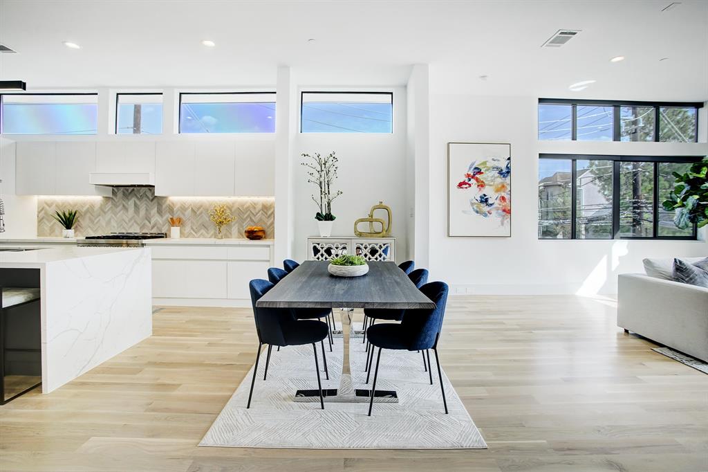 5402 Feagan Street, Houston, TX 77007