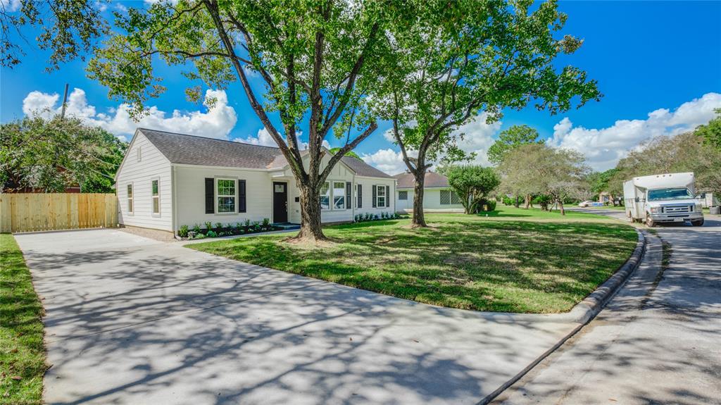 2204 8th Street, Galena Park, TX 77547