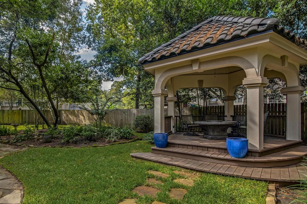 5603 Wooded Villas Drive, Kingwood, TX 77345