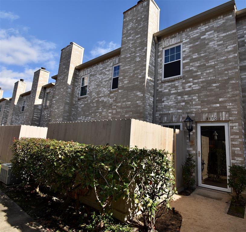 3170 Holly Hall Street, Houston, TX 77054