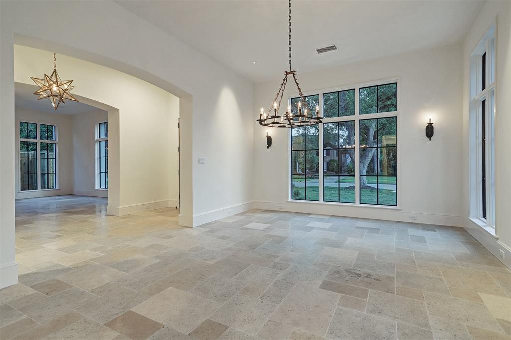 2516 Ella Lee Lane, Houston, TX 77019