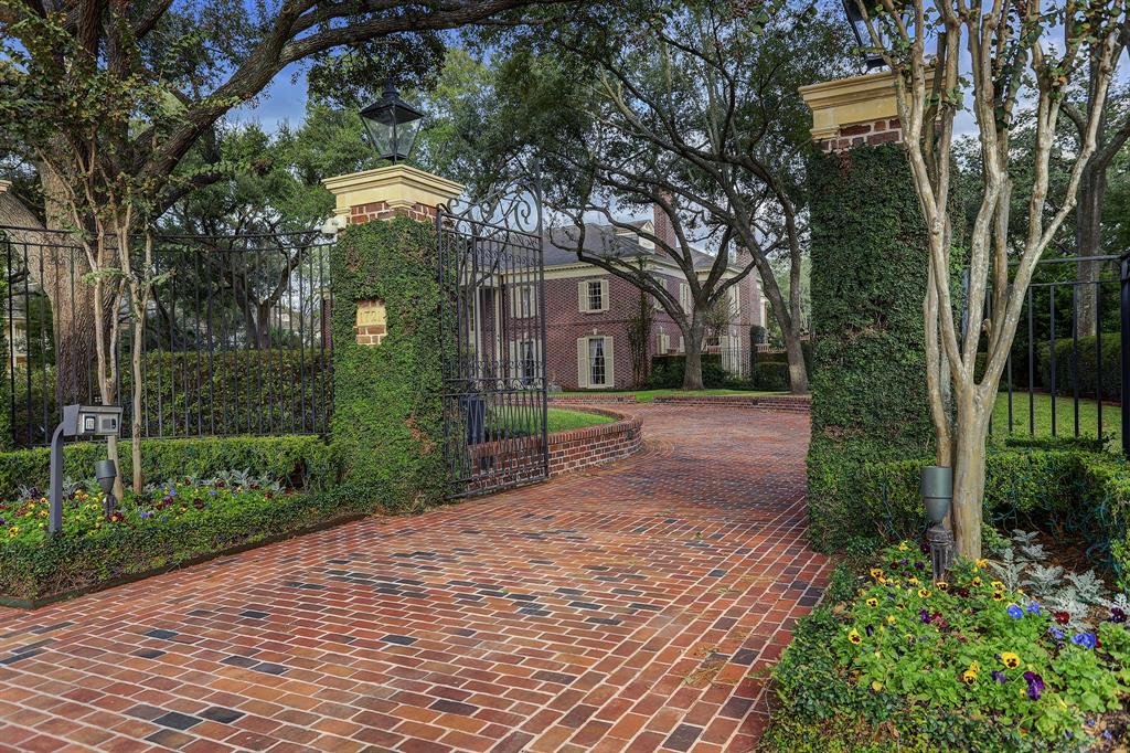1721 River Oaks Boulevard, Houston, TX 77019