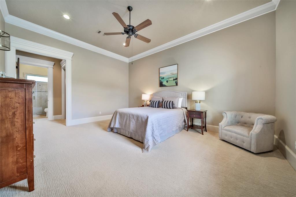 6 Huntington Woods Estates Drive, Tomball, TX 77377