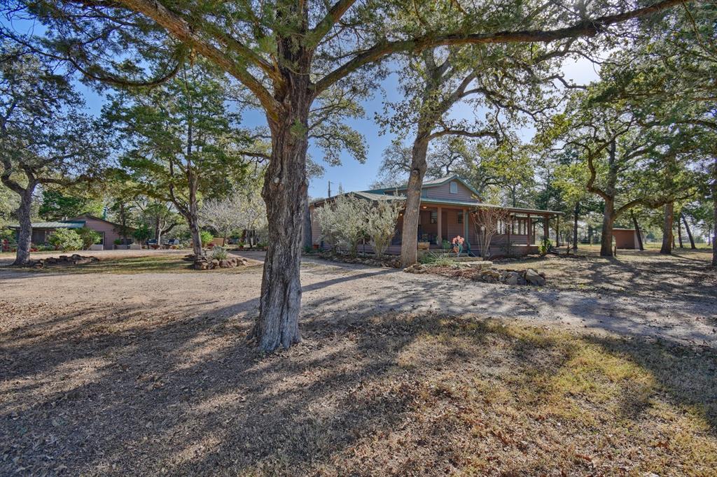 Country Homes/Acreage for sale in Hallettsville, Texas, 76655139