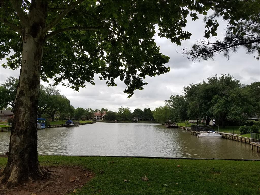 311 Lombardy Drive, Sugar Land, TX 77478