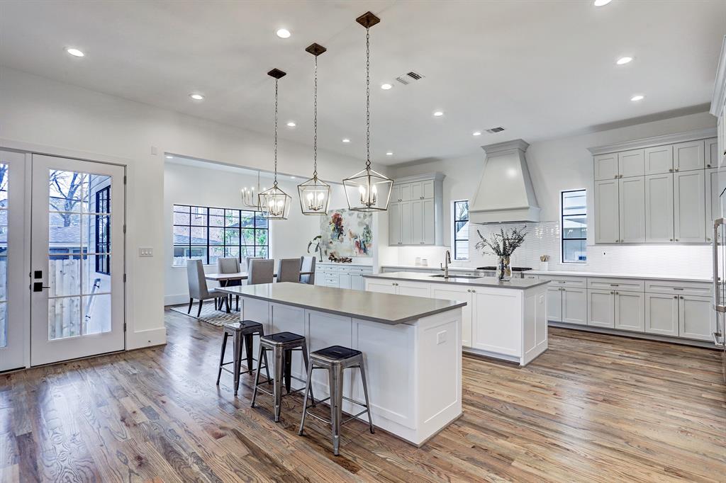 4429 Mildred Street, Bellaire, TX 77401